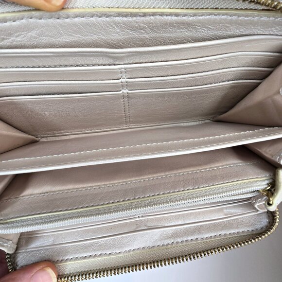 COACH Gathered Leather Madison Wallet - Pearl - Picture 4 of 12